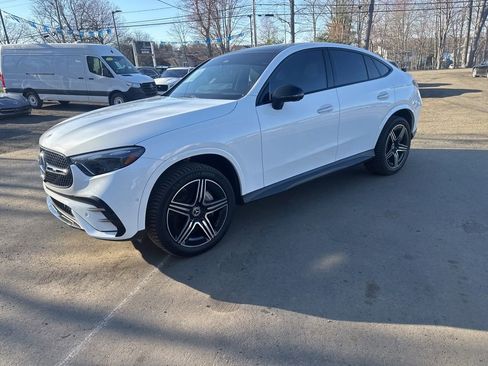 Used 2024 Mercedes-Benz GLC 300 4MATIC image 25