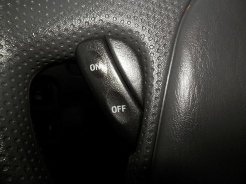 Used 2007 Ford Escape XLT image 17