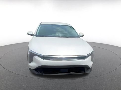 Used 2025 Kia K4 FWD image 7