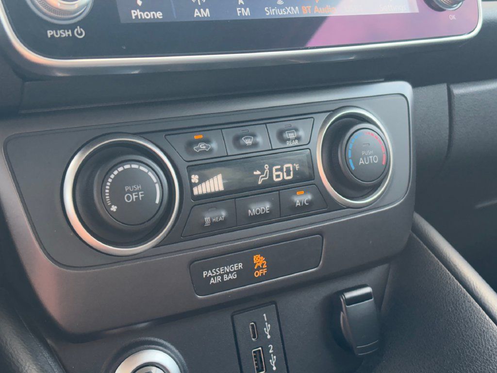Used 2025 Nissan Leaf S FWD image 19