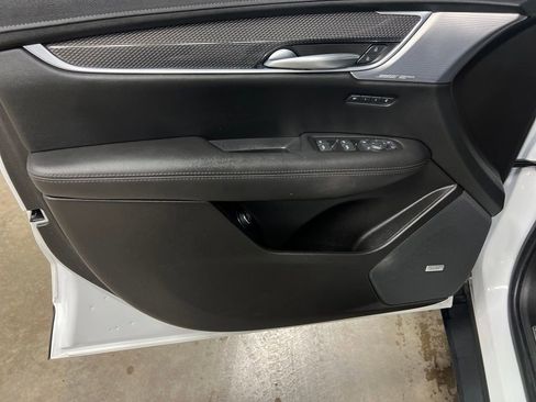 Certified 2023 Cadillac XT5 Sportv w/ Technology Package AWD/4WD image 14
