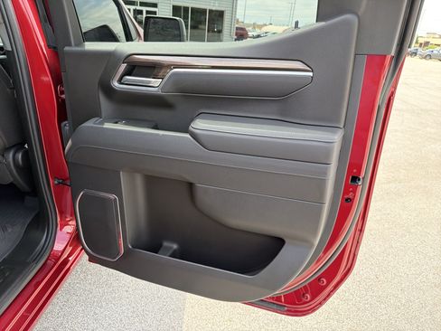 Used 2025 Chevrolet Silverado 1500 RST AWD/4WD image 61