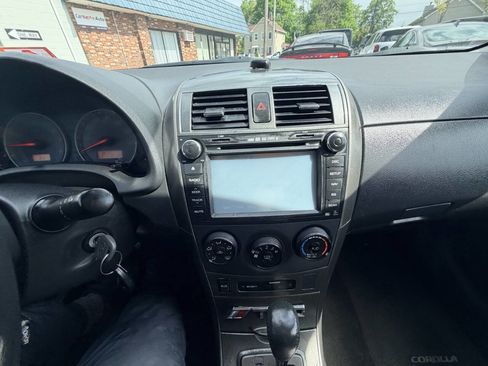 Used 2009 Toyota Corolla XRS image 54
