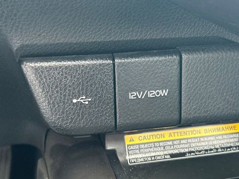 Used 2021 Toyota Camry XSE image 28