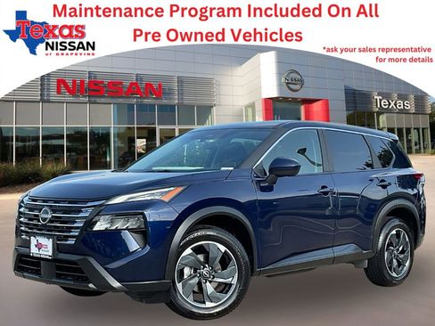 Used 2025 Nissan Rogue SV FWD image 1
