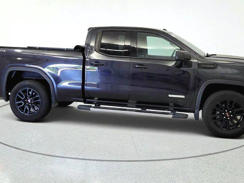 Used 2023 GMC Sierra 1500 Elevation AWD/4WD image 10