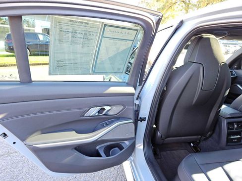 Used 2022 BMW M3 Competition w/ Executive Package image 19