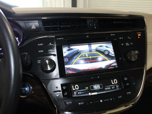 Used 2015 Toyota Avalon Limited FWD image 33