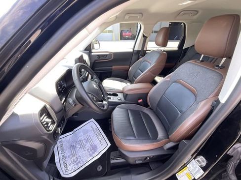 Used 2023 Ford Bronco Sport Outer Banks w/ Tech Package AWD/4WD image 12