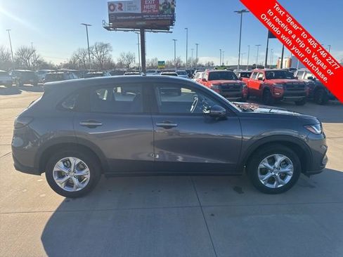 Used 2025 Honda HR-V LX image 6