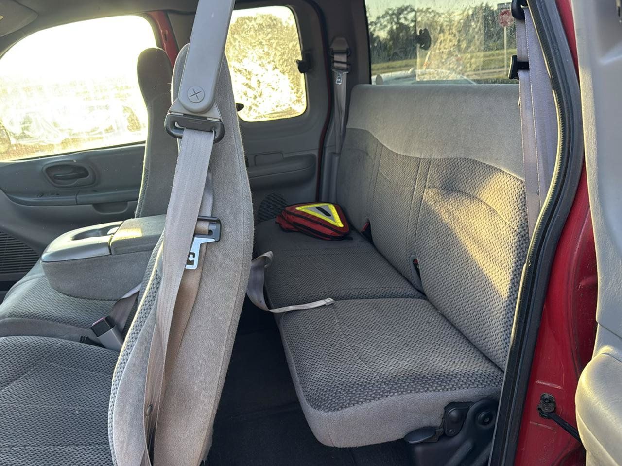 Used 2000 Ford F150 XLT AWD/4WD image 11
