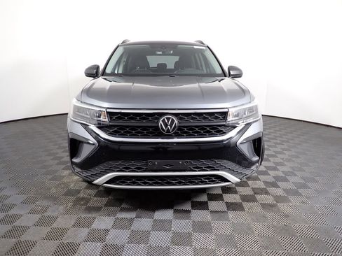 Used 2023 Volkswagen Taos S image 5