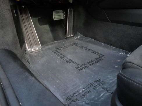 Used 2024 Porsche 911 Carrera 4 GTS image 16