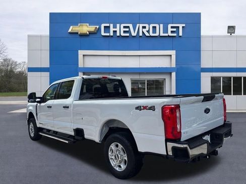Used 2025 Ford F250 XLT AWD/4WD image 5