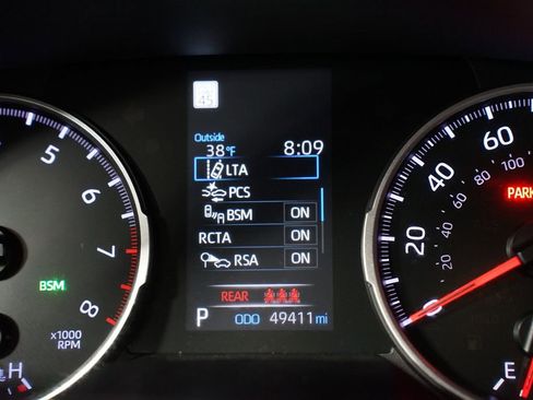 Certified 2022 Toyota RAV4 XLE image 16