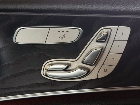 Used 2018 Mercedes-Benz E 300 image 26