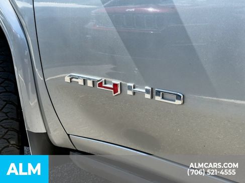 Used 2024 GMC Sierra 2500 AT4 w/ AT4 Premium Plus Package AWD/4WD image 27