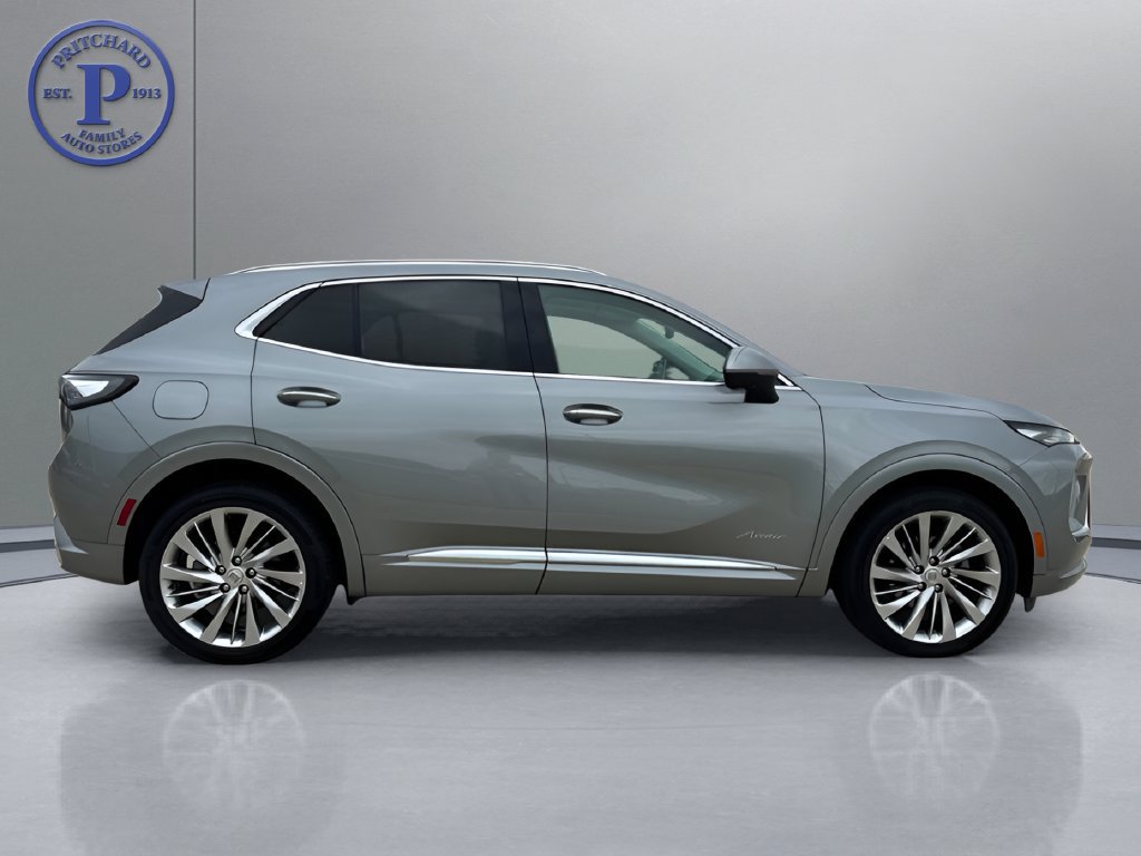 Used 2024 Buick Envision Avenir AWD/4WD image 7