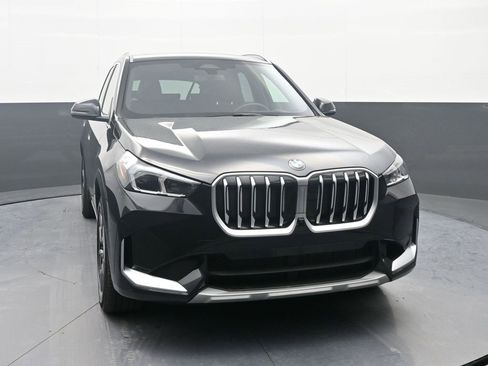 Used 2025 BMW X1 xDrive28i image 2