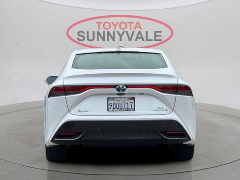 Certified 2022 Toyota Mirai w/ Advanced Technology Package RWD image 8
