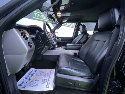 Used 2017 Ford Expedition Limited image 17