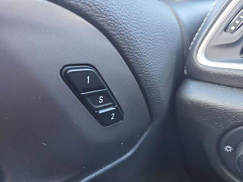 New 2026 Chrysler Pacifica Select w/ S Appearance Package image 25