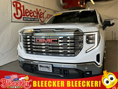 Used 2022 GMC Sierra 1500 SLT w/ SLT Premium Plus Package image 1