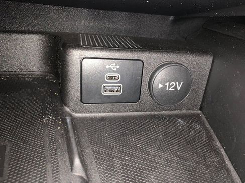 Used 2024 Ford Escape ST-Line Elite w/ Premium Technology Package image 29