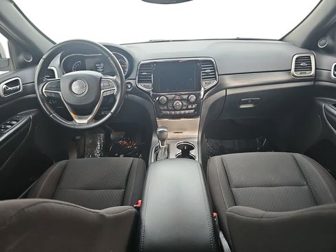 Used 2022 Jeep Grand Cherokee Laredo E image 9