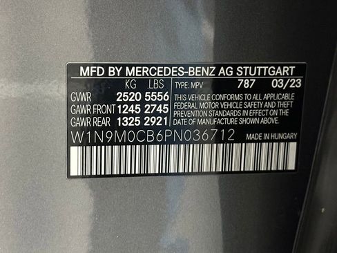 Used 2023 Mercedes-Benz EQB 250+ image 34