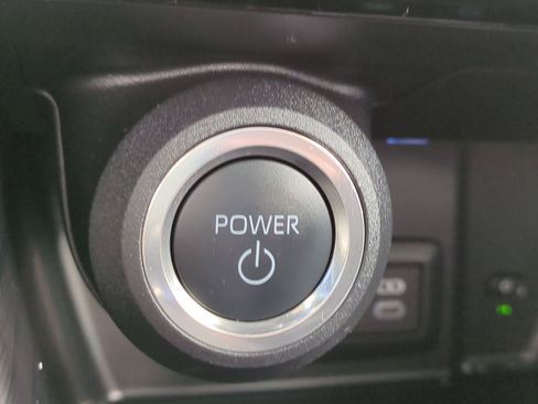 Used 2024 Toyota Venza Nightshade image 22