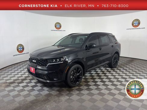 Certified 2023 Kia Sorento SX AWD/4WD image 1