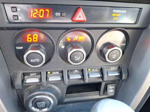 Used 2015 Subaru BRZ Limited image 23