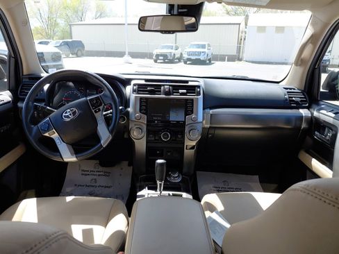 Certified 2022 Toyota 4Runner SR5 Premium AWD/4WD image 28