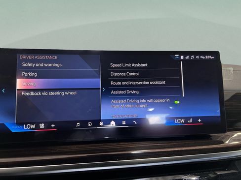 Used 2026 BMW X5 xDrive40i w/ M Sport Package image 19