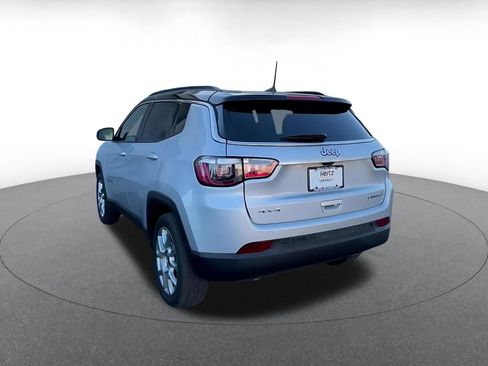 Used 2025 Jeep Compass Limited AWD/4WD image 11