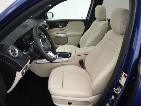 New 2026 Mercedes-Benz GLB 250 image 21