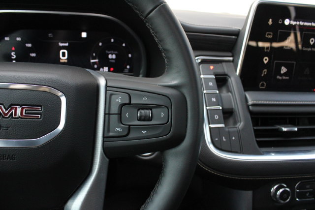 Used 2023 GMC Yukon SLT w/ SLT Luxury Package AWD/4WD image 13