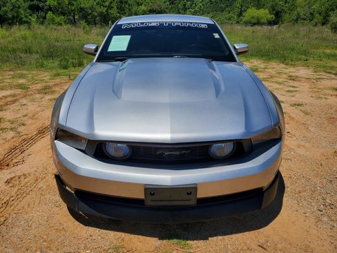 Used 2010 Ford Mustang GT Premium RWD image 16