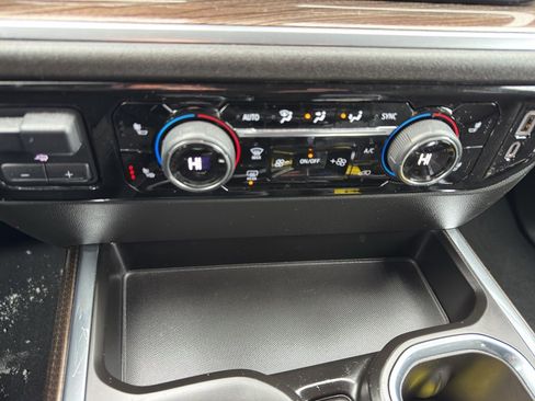 Used 2023 Chevrolet Silverado 1500 RST image 22