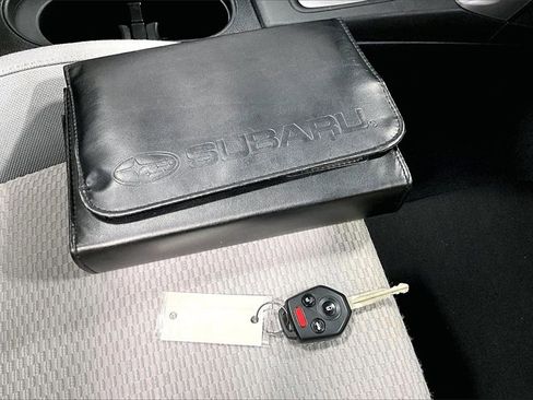 Used 2014 Subaru Forester 2.5i Premium w/ All-Weather Package image 32