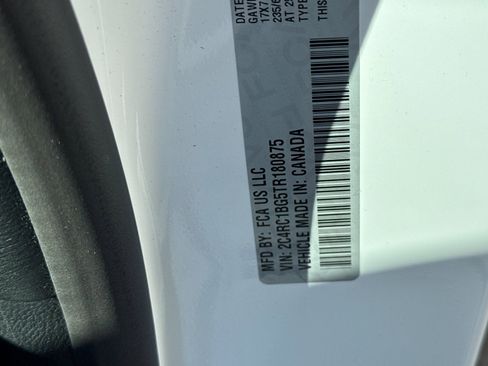 New 2026 Chrysler Pacifica Select image 28