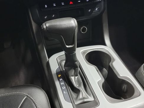 Used 2019 Chevrolet Colorado ZR2 AWD/4WD image 22