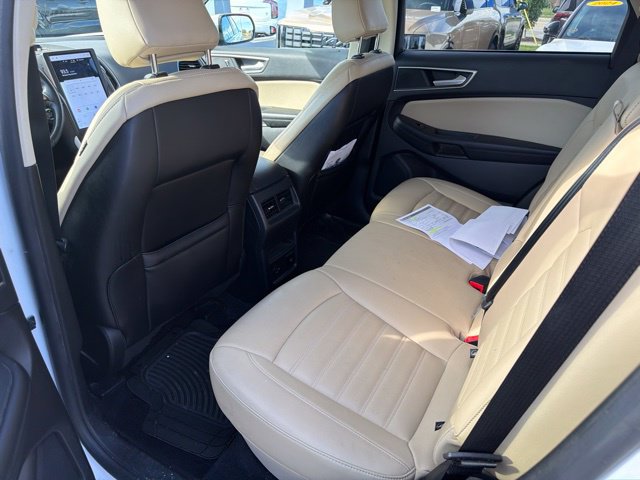 Used 2021 Ford Edge SEL w/ Convenience Package AWD/4WD image 18