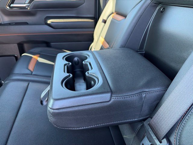 Used 2023 GMC Sierra 1500 AT4 w/ Technology Package AWD/4WD image 40