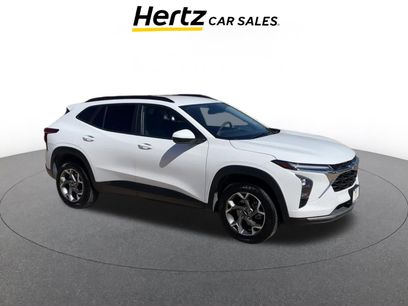 Used 2025 Chevrolet Trax LT