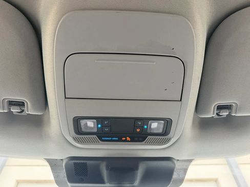 Used 2023 Ford F350 XLT AWD/4WD image 35