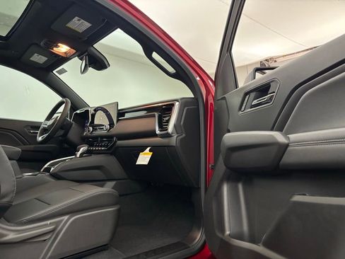 New 2026 GMC Canyon Elevation w/ Convenience Package image 29