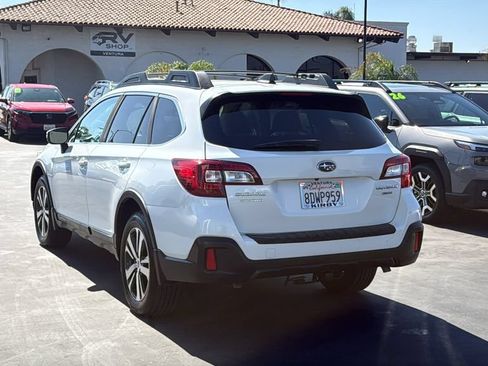 Used 2018 Subaru Outback 3.6R Limited AWD/4WD image 4