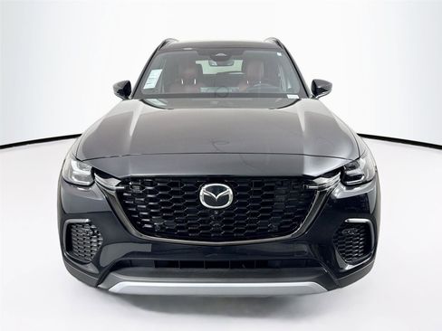 Certified 2025 MAZDA CX-70 Plug-In Hybrid w/ Premium Plus AWD/4WD image 9